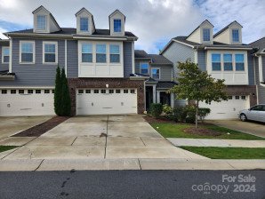 627 Amber Meadows Way Tega Cay, SC 29708