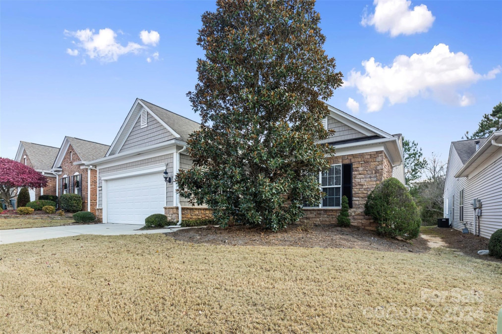 15331 Legend Oaks Ct Fort Mill, SC 29707