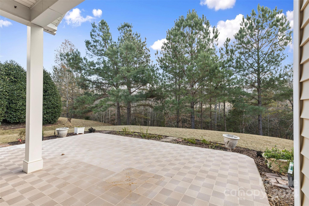 15331 Legend Oaks Ct Fort Mill, SC 29707