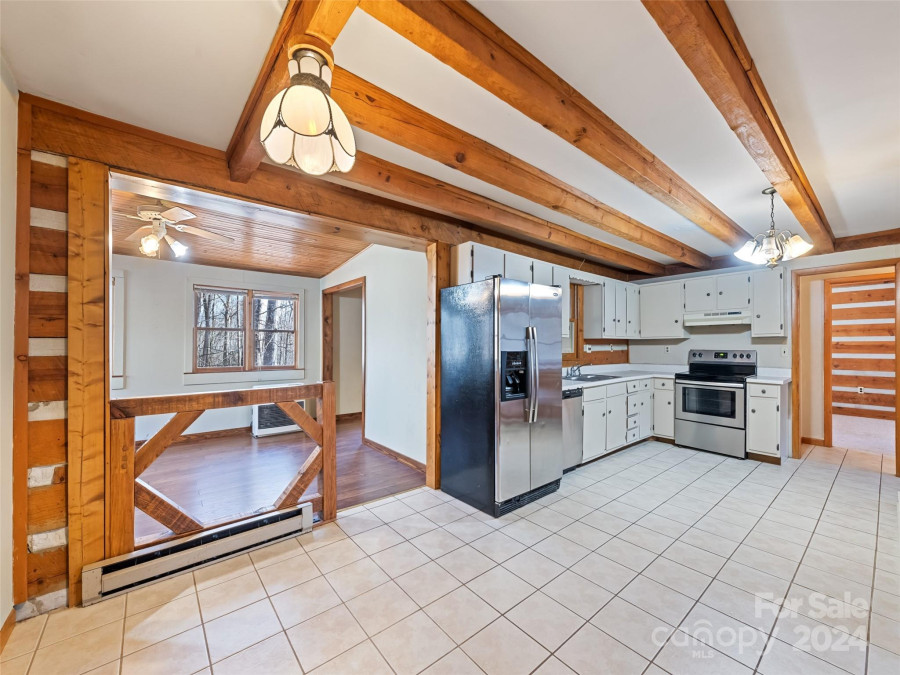 160 Sandsridge Way Waynesville, NC 28785