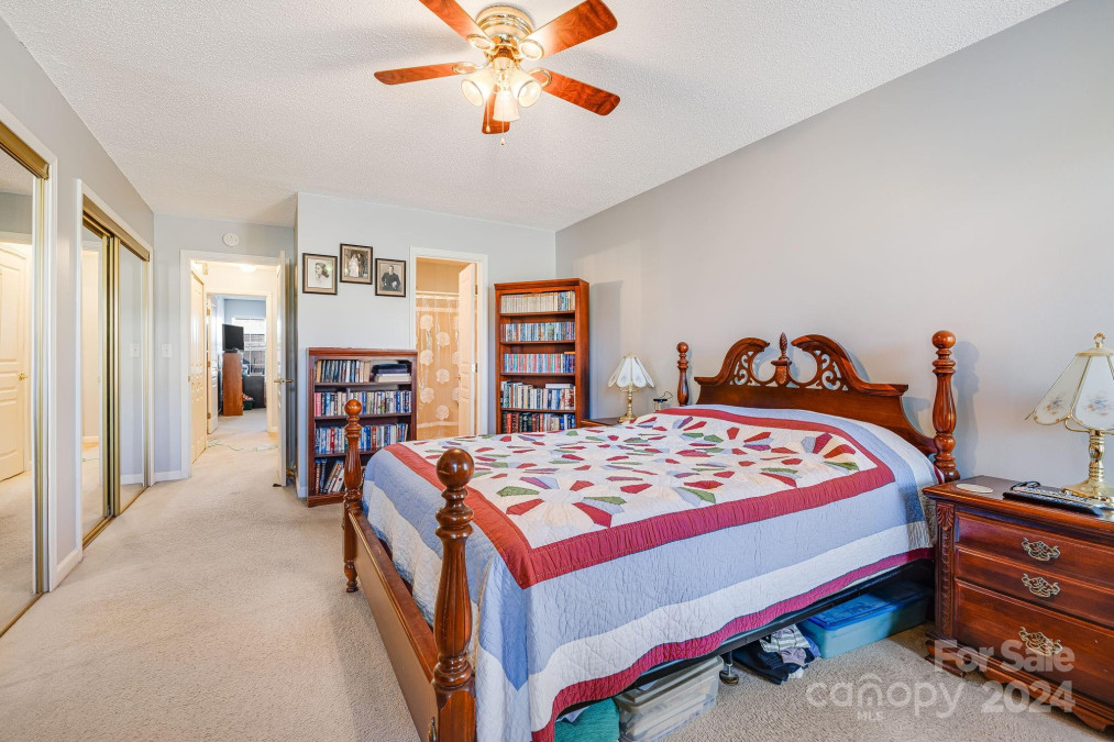 2904 Sagamore Ln Asheville, NC 28806