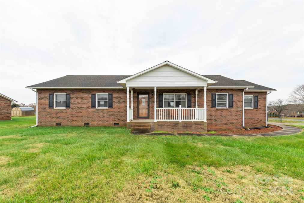 102 Caribou Dr Statesville, NC 28625