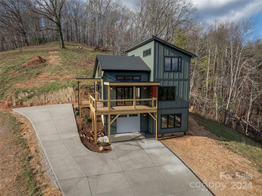 154 Aster Ridge Dr Waynesville, NC 28786