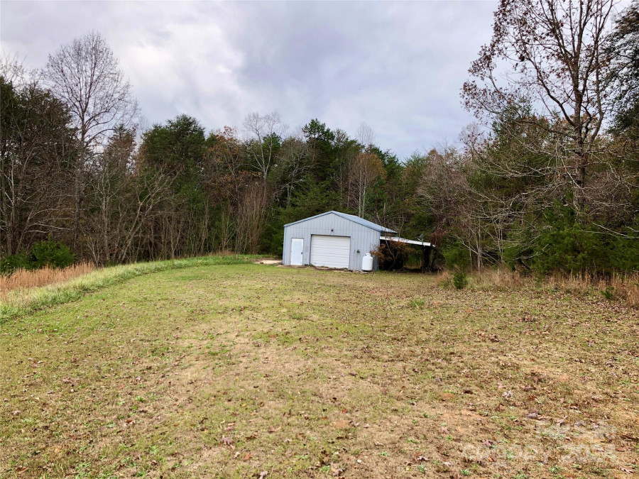 221 Luckadoo Rd Bostic, NC 28018