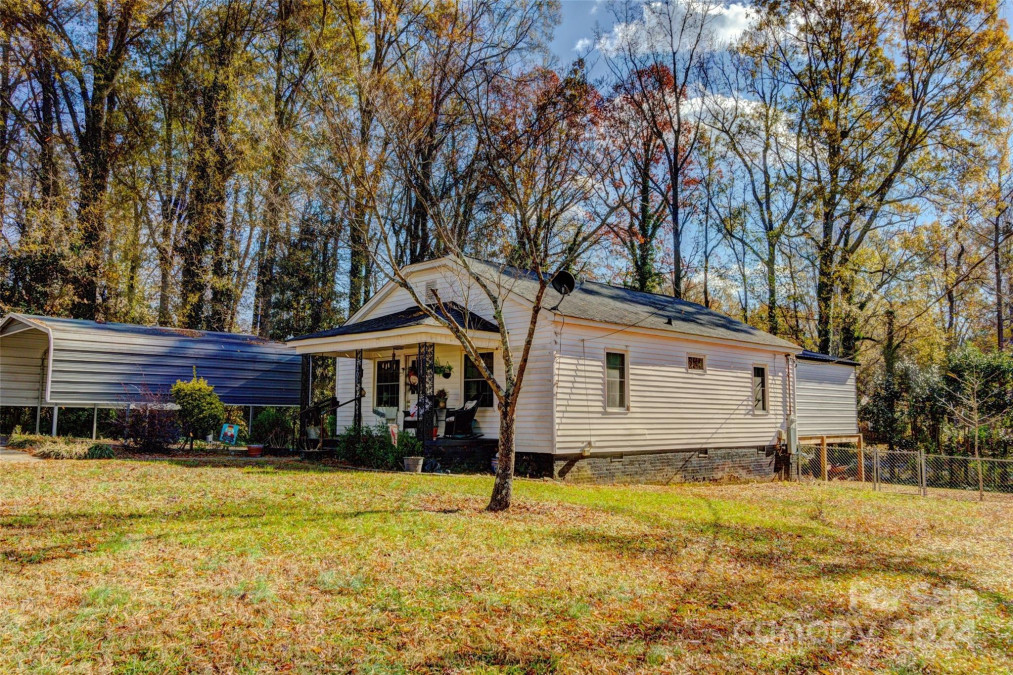 405 Carroll St Cherryville, NC 28021