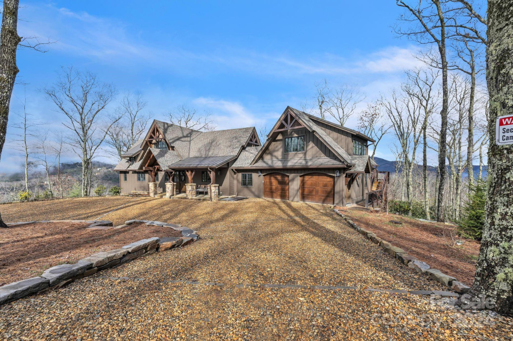 281 High Cliffs Rd Cashiers, NC 28717