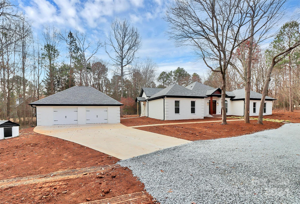 6701 Pleasant Grove Rd Waxhaw, NC 28173