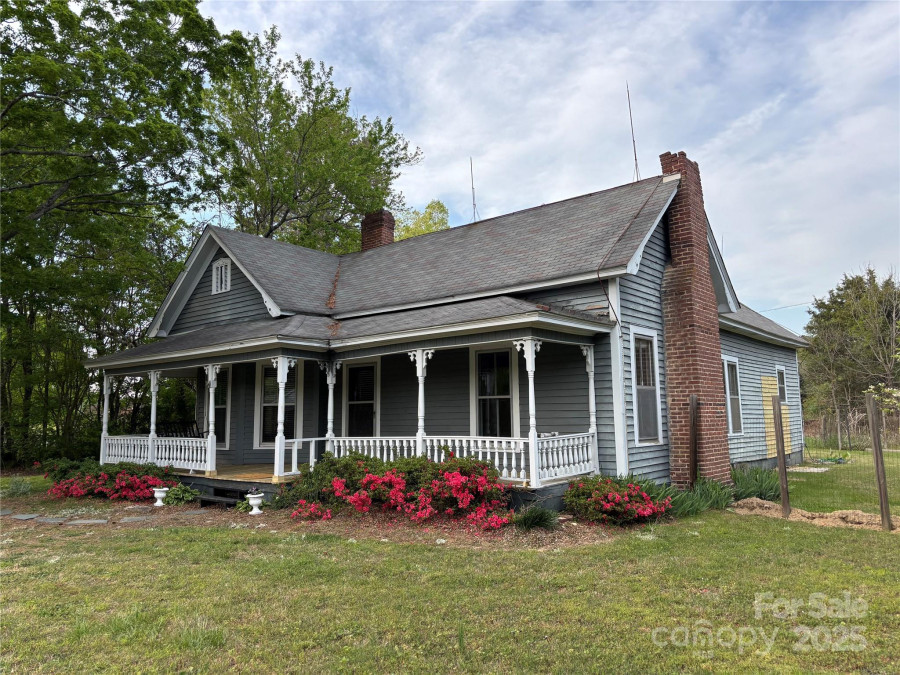 4220 Woodleaf Rd Salisbury, NC 28147