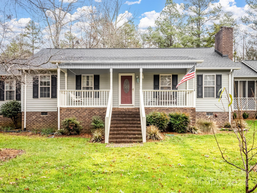 2430 Lazy Oak Dr Lancaster, SC 29720