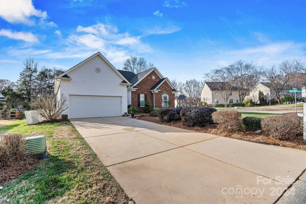 10302 Sawtimber Ct Huntersville, NC 28078