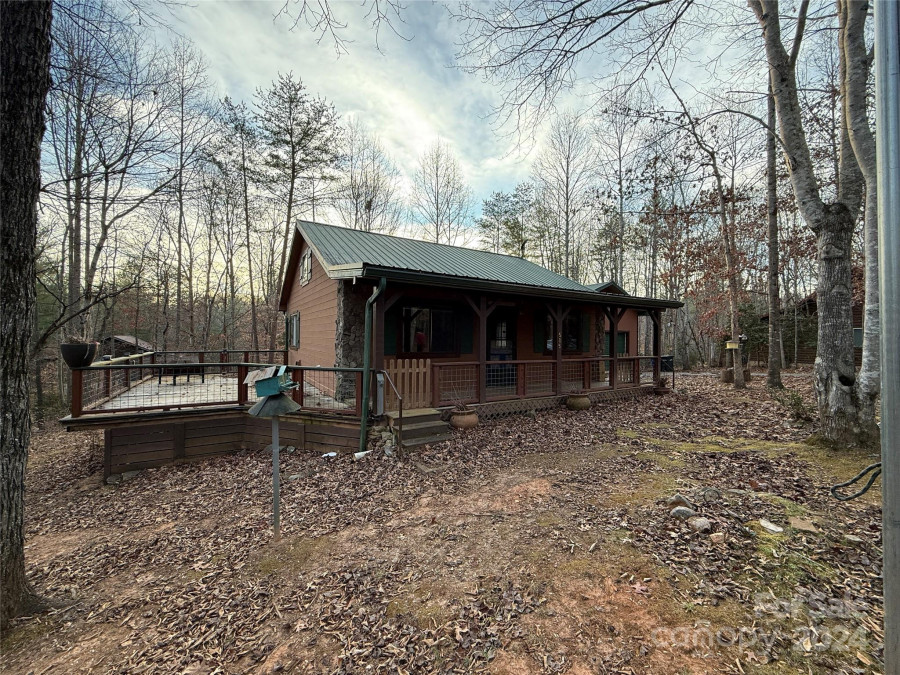 585 Cabin Cove Ln Moravian Falls, NC 28654