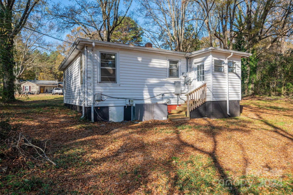 143 Hallman St Cherryville, NC 28021