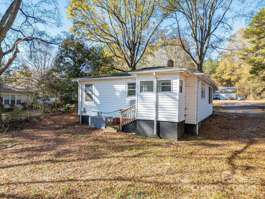 143 Hallman St Cherryville, NC 28021