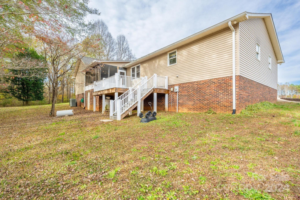 210 Round Tuit Ln Mt Ulla, NC 28125