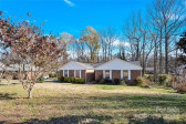 5021 Prestwick Ln Charlotte, NC 28212