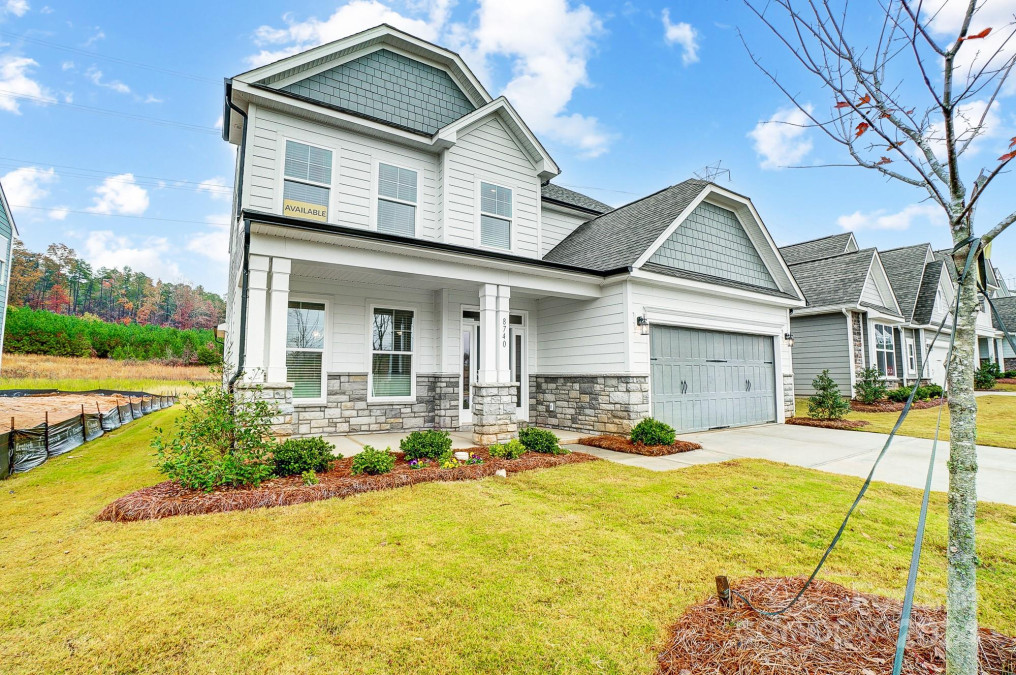 8740 Acadia Pw Sherrills Ford, NC 28673