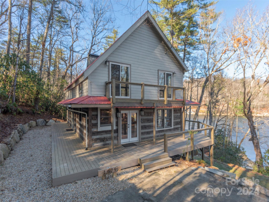 1679 Woods Mountain Trl Cullowhee, NC 28723