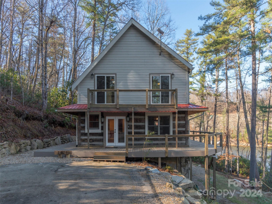 1679 Woods Mountain Trl Cullowhee, NC 28723