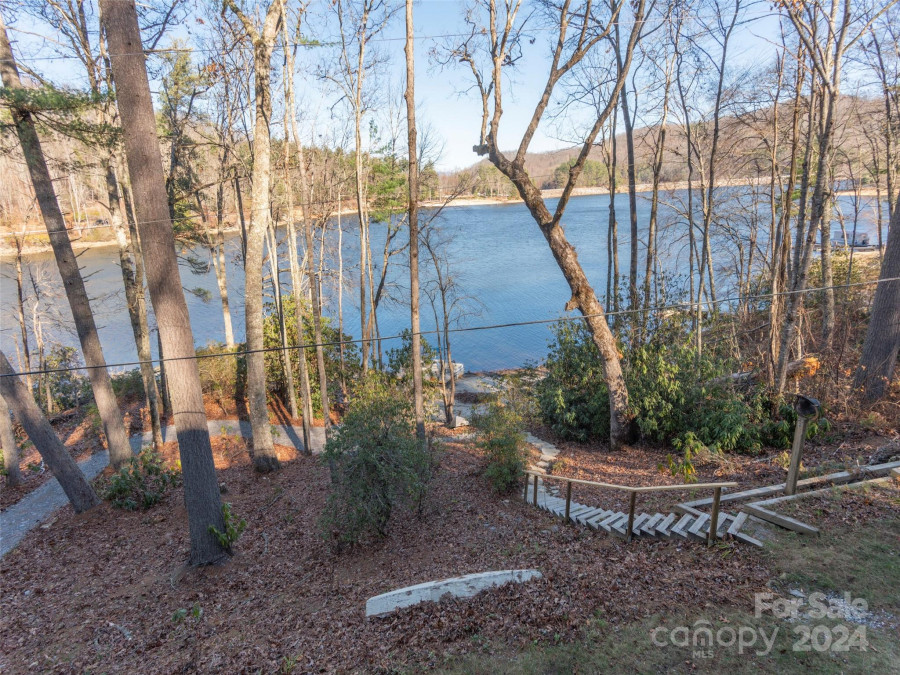 1679 Woods Mountain Trl Cullowhee, NC 28723