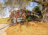 654 Meadowlark Dr Winston Salem, NC 27106