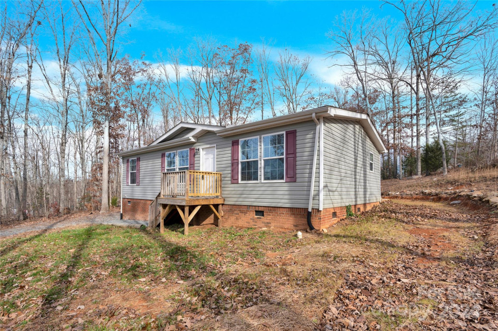 633 Lhasa Apso Ln Iron Station, NC 28080