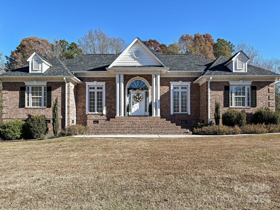 3203 Bentley Dr Lancaster, SC 29720