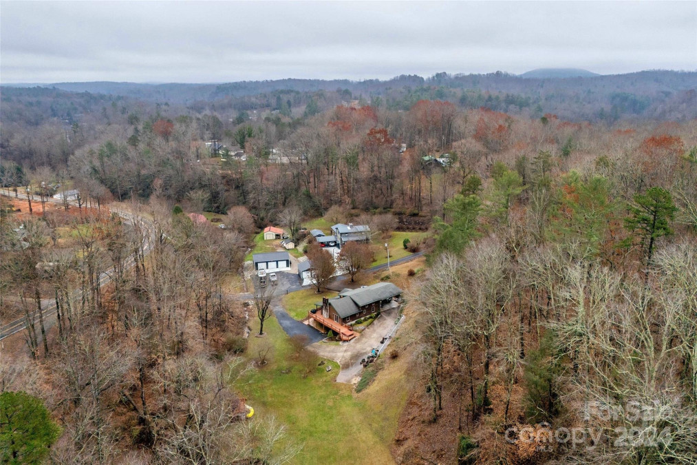 48 Honeycutt Ln Nebo, NC 28761