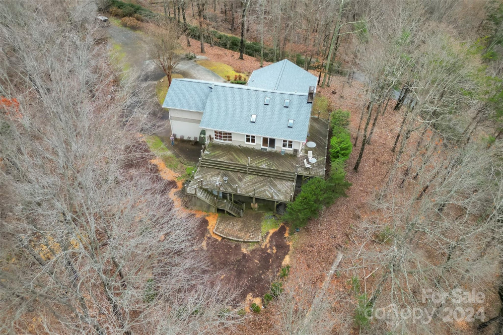 3595 High Peak Mountain Rd Valdese, NC 28690