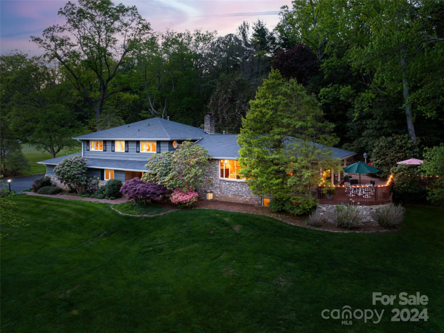 122 Overlook Rd Asheville, NC 28803