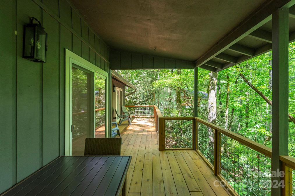 14 Holly Ridge Rd Pisgah Forest, NC 28768