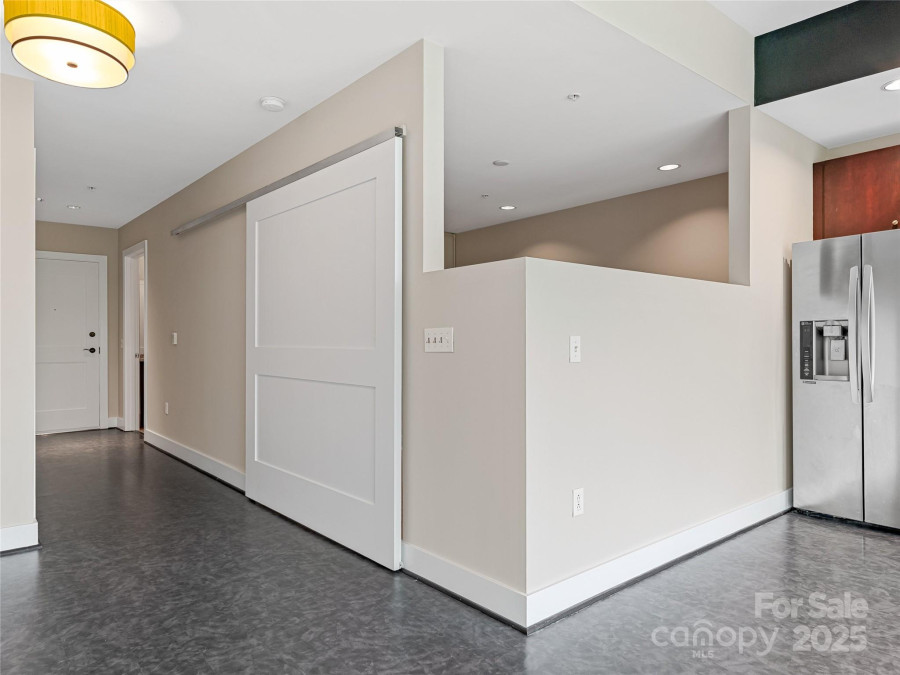 60 Market St Asheville, NC 28801