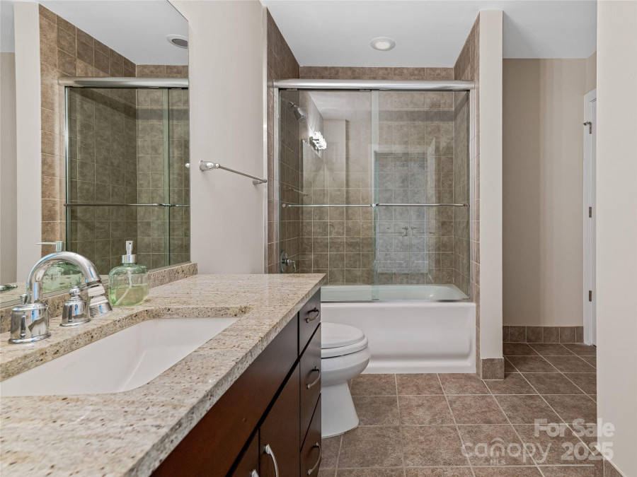 60 Market St Asheville, NC 28801