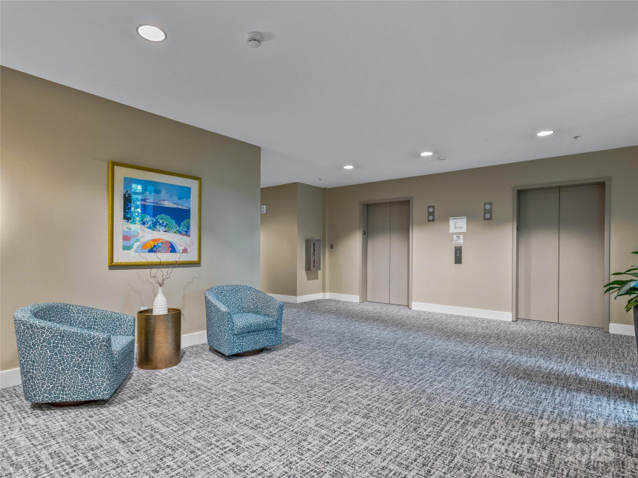 60 Market St Asheville, NC 28801
