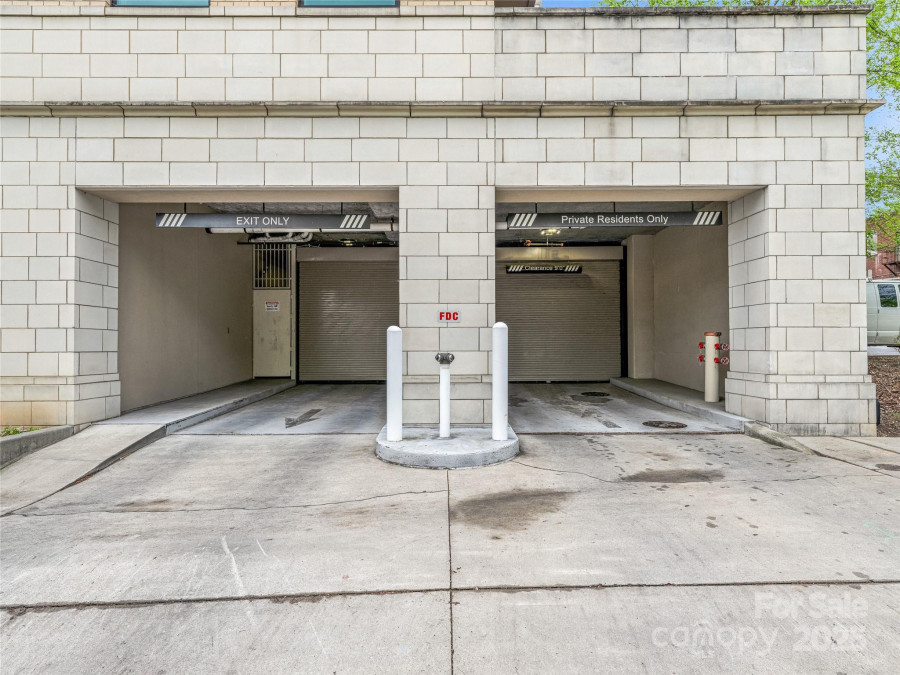 60 Market St Asheville, NC 28801