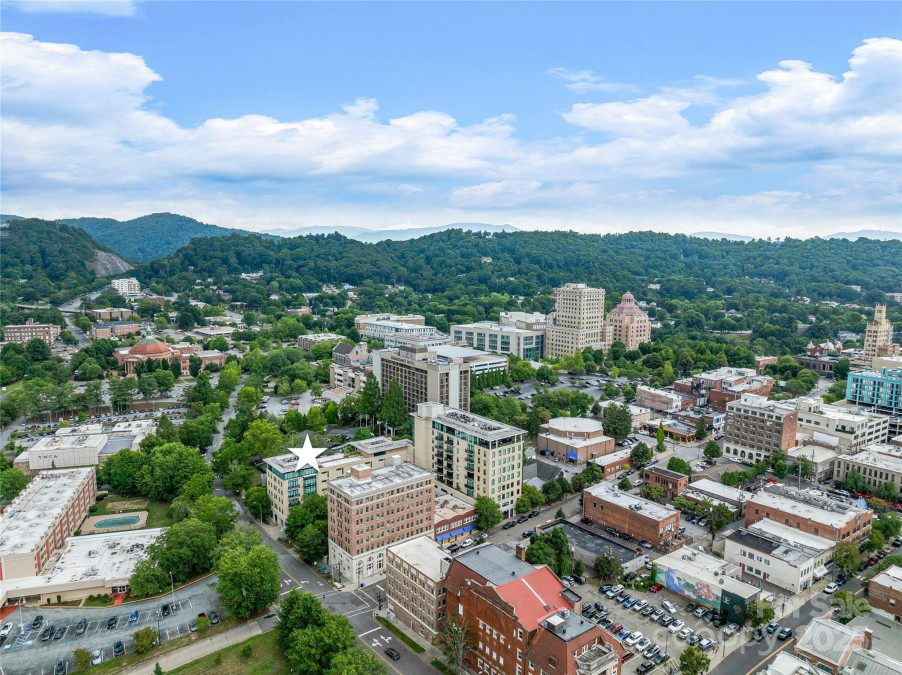 60 Market St Asheville, NC 28801