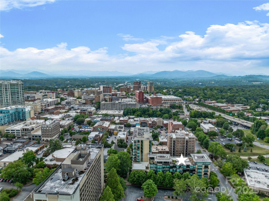 60 Market St Asheville, NC 28801
