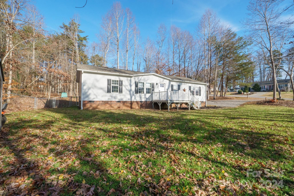 3433 Spinner Ct Sherrills Ford, NC 28673