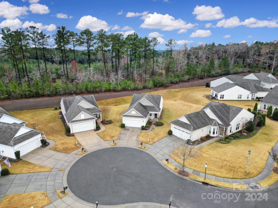 2006 Wheatfield Ct Fort Mill, SC 29707