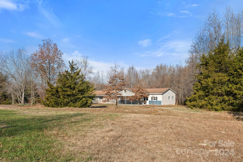 1851 Pleasant Hill Liberty Rd Liberty, NC 27298