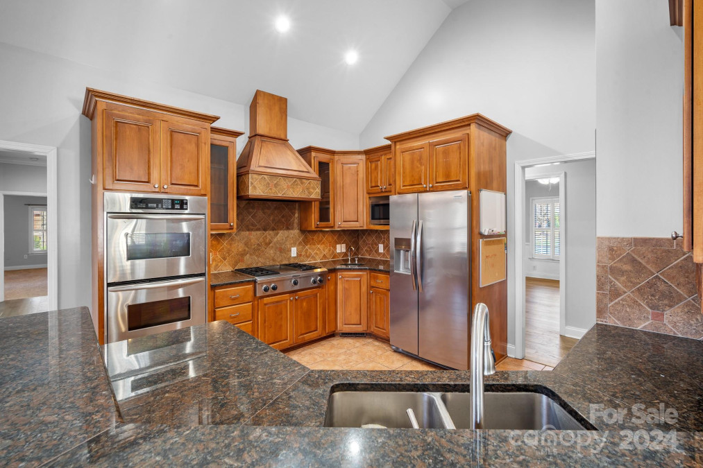 807 Lauras Ln Albemarle, NC 28001