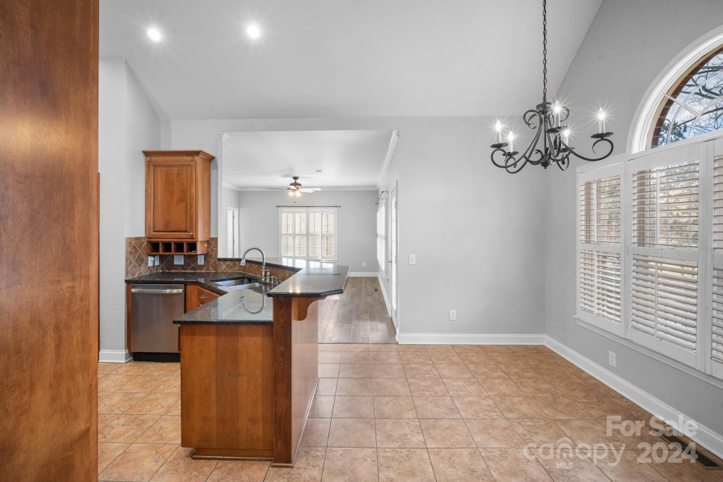 807 Lauras Ln Albemarle, NC 28001