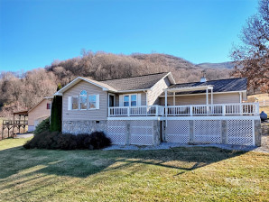 115 Gordon Dr Waynesville, NC 28786