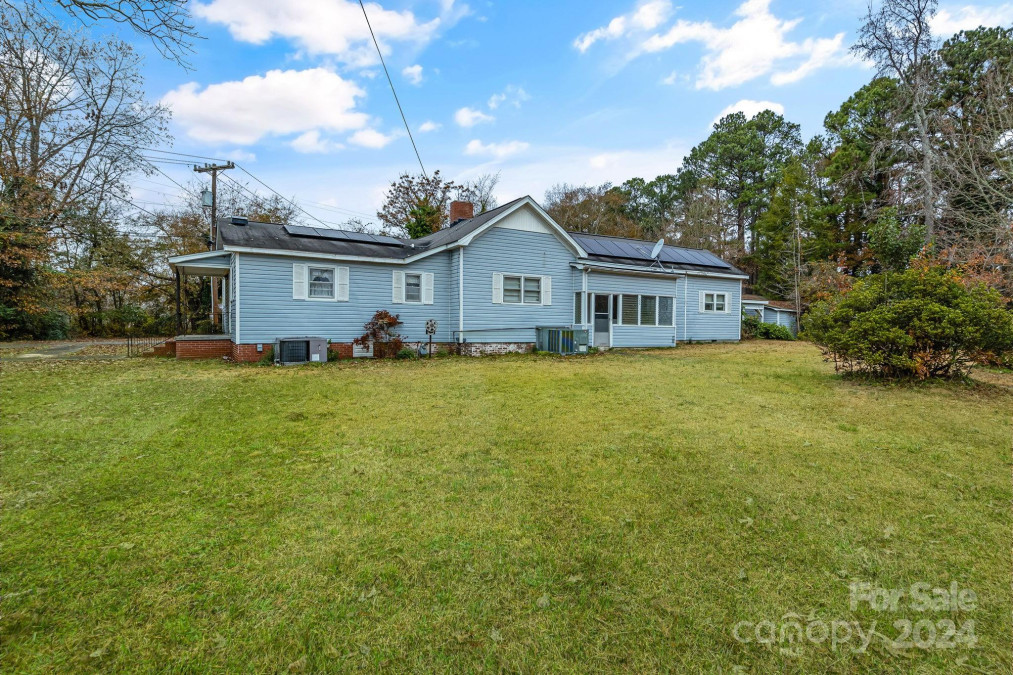 300 Duke St Great Falls, SC 29055