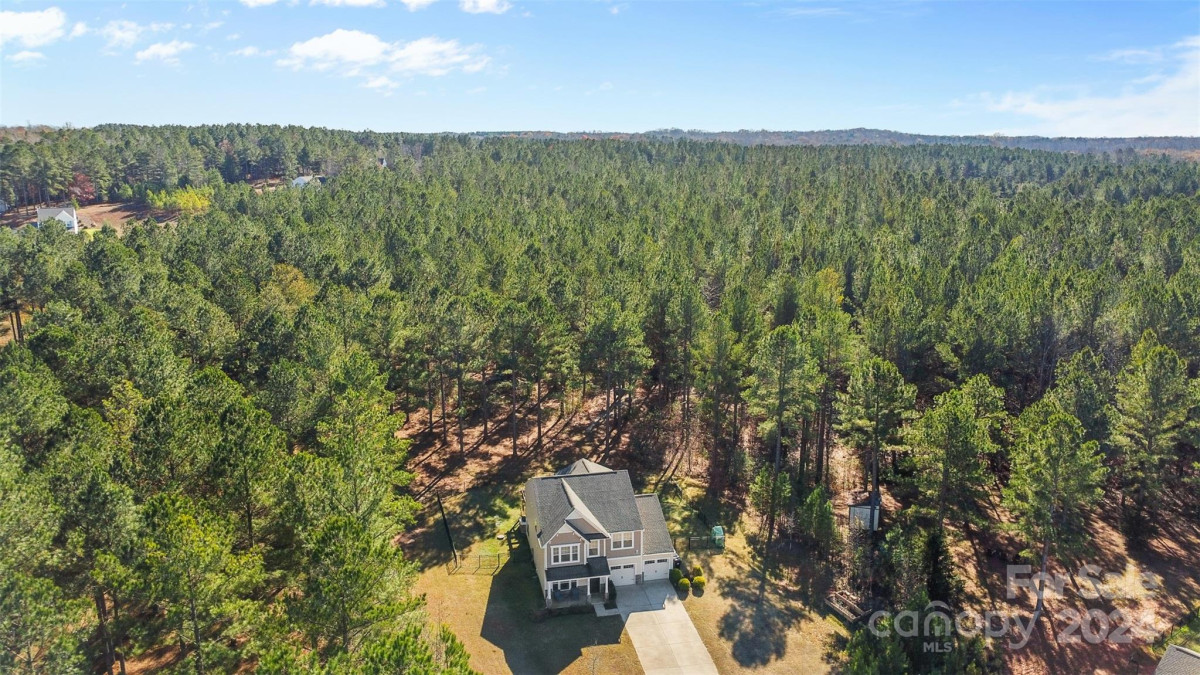 6505 Coniferous Cir Waxhaw, NC 28173