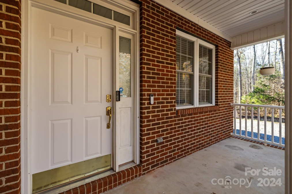 5881 Hidden Oaks Ln Clover, SC 29710