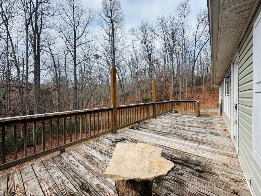 23 Clarks Crossing Way Black Mountain, NC 28711