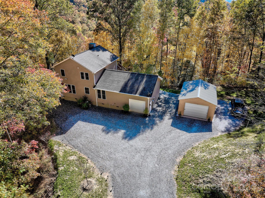 1333 Pigeon Creek Rd Bryson City, NC 28713