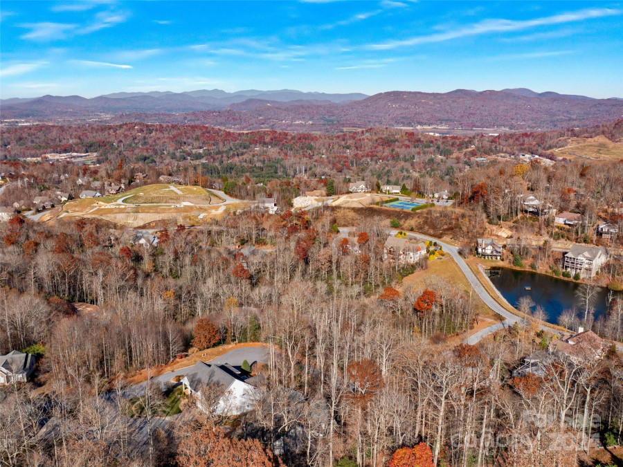 99999 Bay Laurel Ln Hendersonville, NC 28791