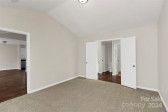 8604 Warwick Crest Ln Charlotte, NC 28215