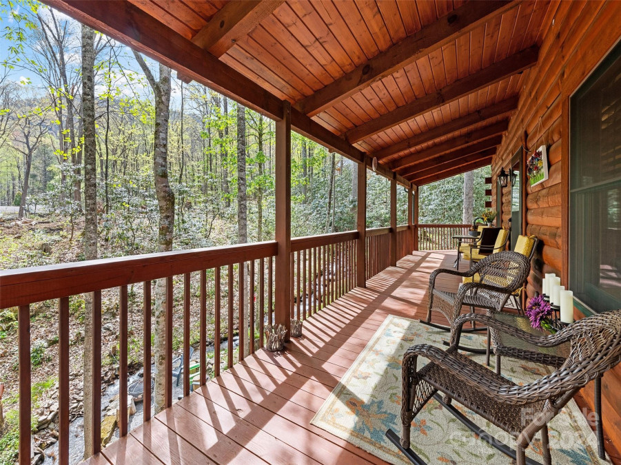 255 Reuben Branch Rd Maggie Valley, NC 28751